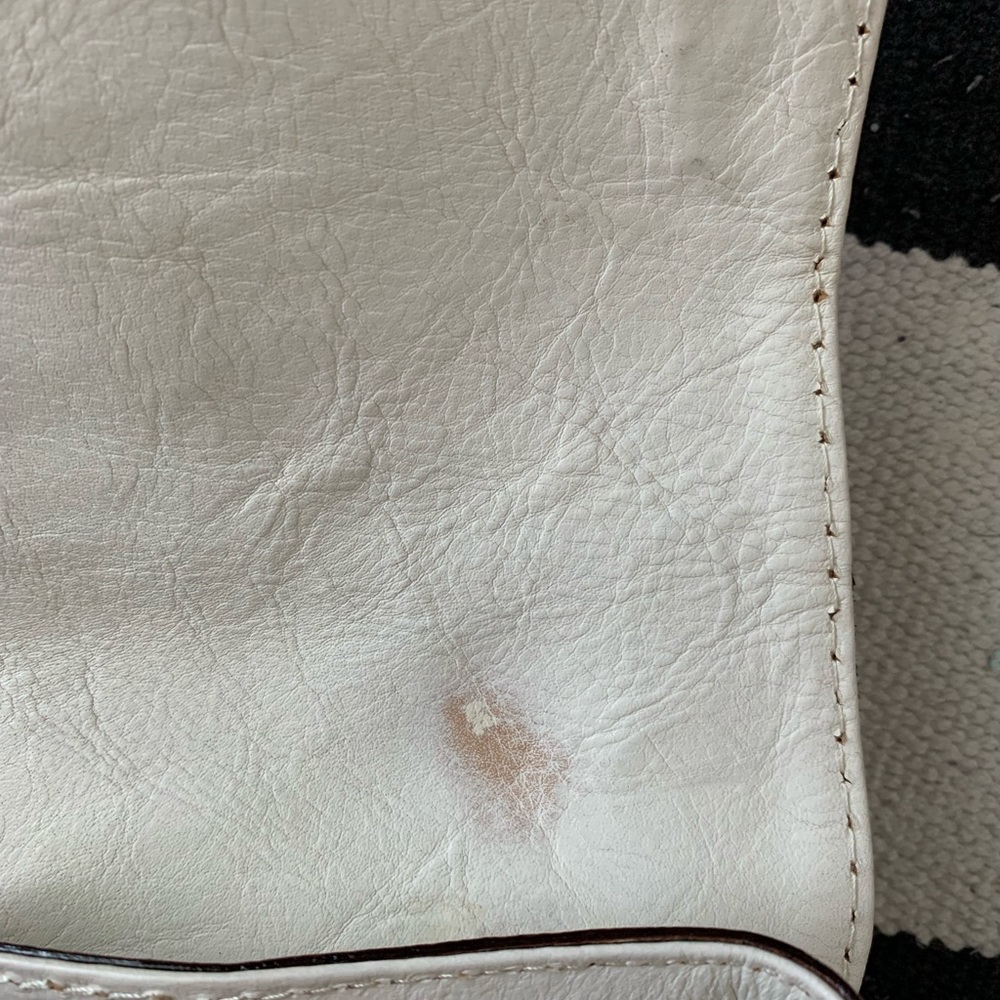 Michael Kors Berkley Shoulder Bag in “Vanilla” - Picture 7 of 15
